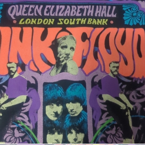 Pink Floyd Queen Elizabeth hall band t-shirt band photo logo on front - Picture 2 of 4
